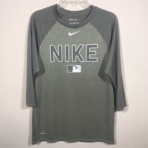 Nike Men’s Legend Raglan 3/4 Sleeve Baseball Top M
